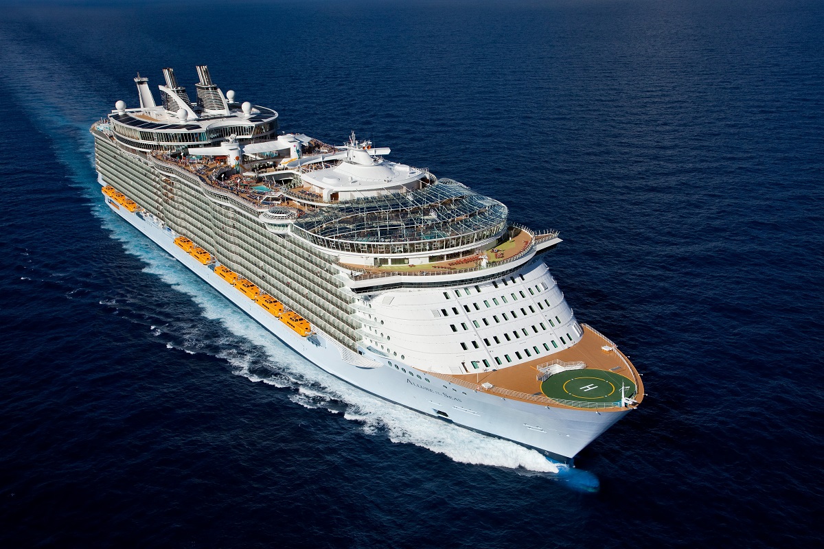 Royal Caribbean International hajóutak - Early Booking akció - 2025.tavasz, nyár, ősz